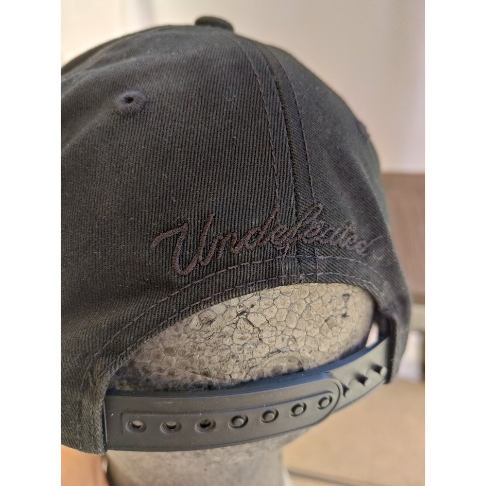 Undefeated Men's Adjustable Black Hat embroidered Logo OSFM Structured‎ - Picture 6 of 9